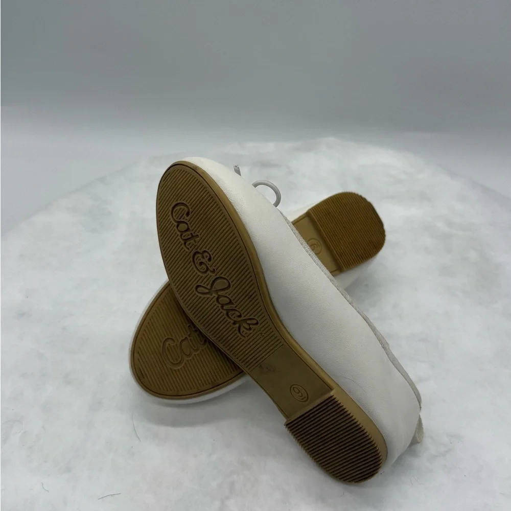 Cat & Jack Cream Bow Ballet Flats for Kids Size 9